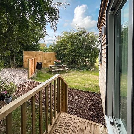 Shepherds Hut Bath Wick  Екстериор снимка