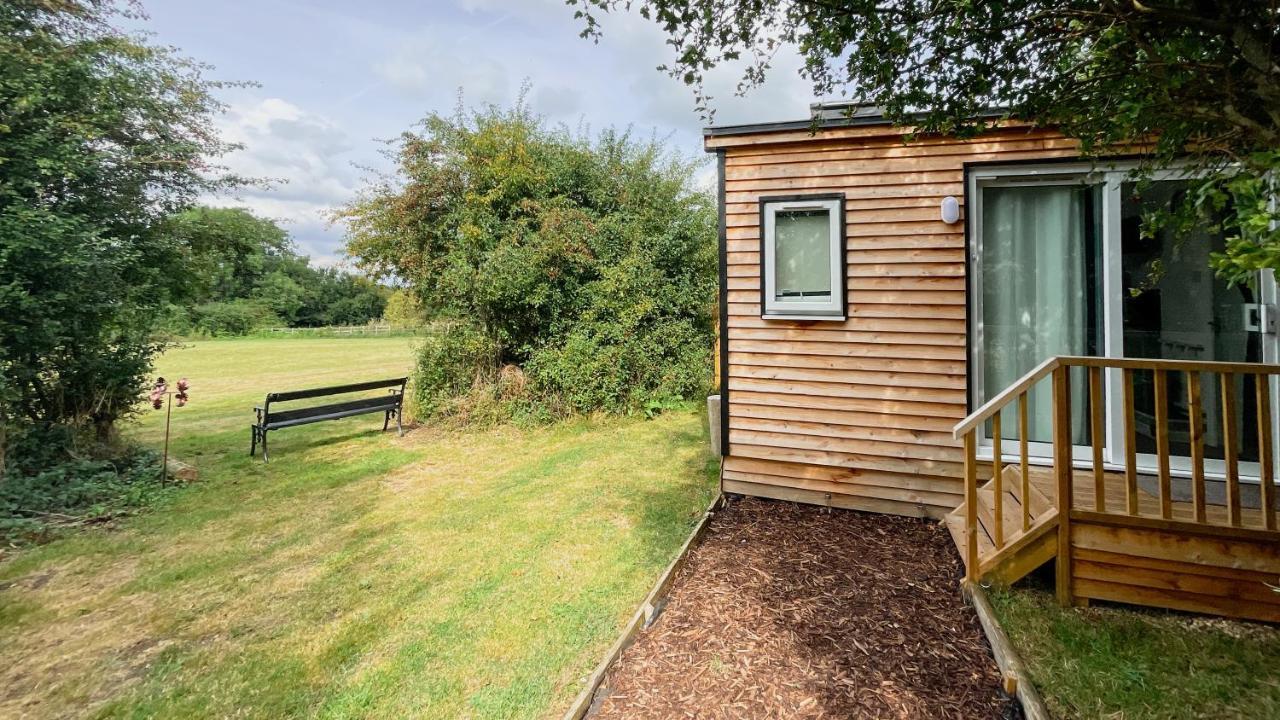 Shepherds Hut Bath Wick  Екстериор снимка